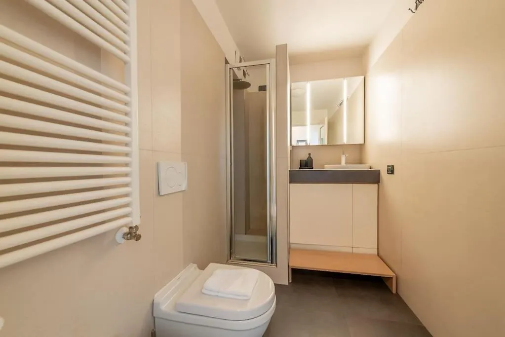 Guest Planet - Exclusive Flat Isola Milano Apartment