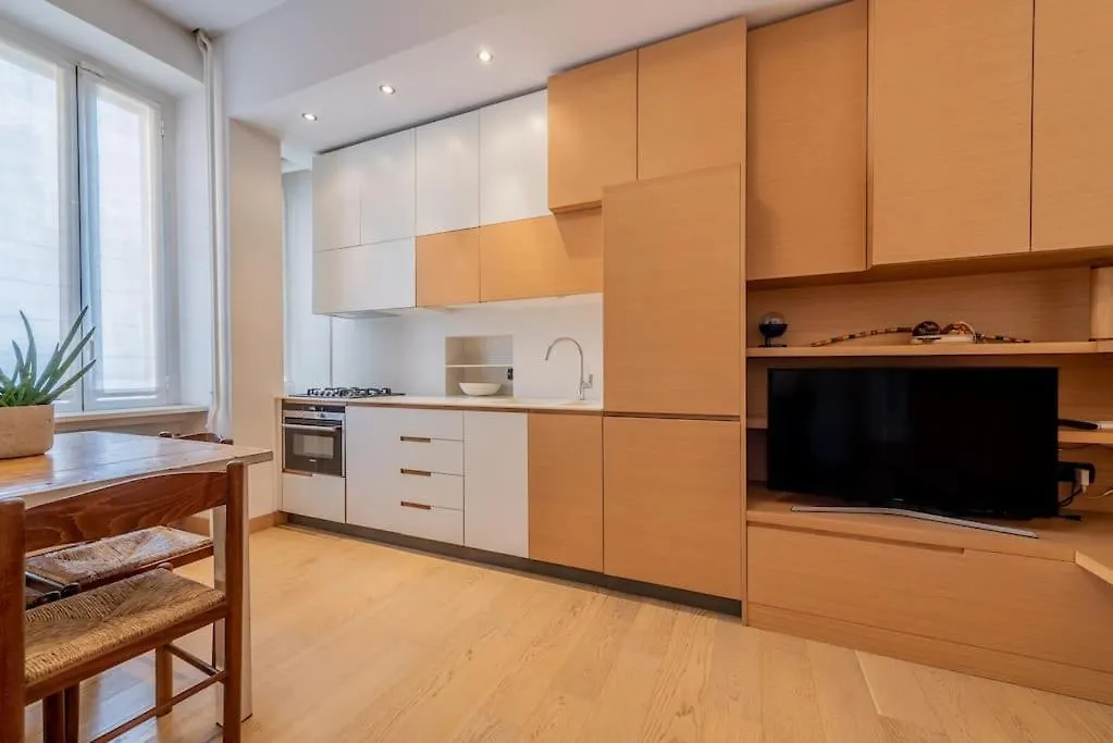 Guest Planet - Exclusive Flat Isola Milano Apartment Italy