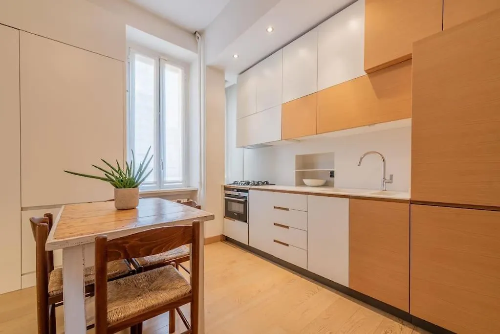Guest Planet - Exclusive Flat Isola Milano Apartment Italy